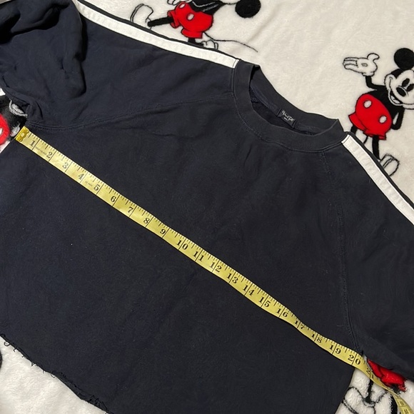 Brandy Melville Cropped sweater - Picture 4 of 6